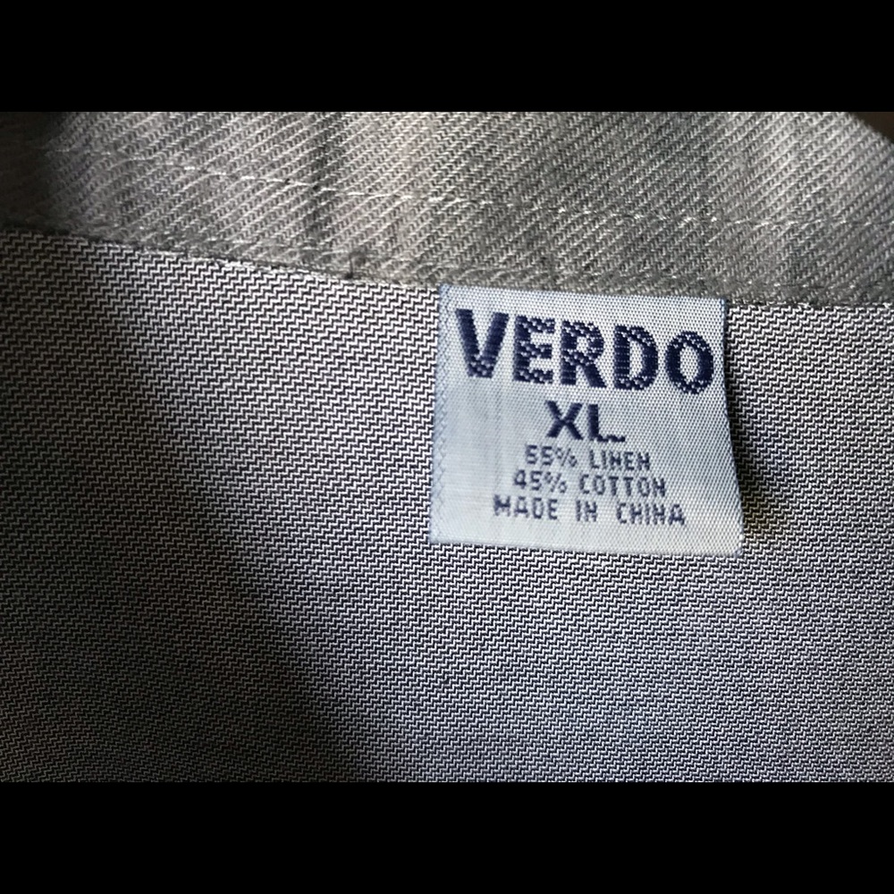 Nice button down - Picture 2 of 7